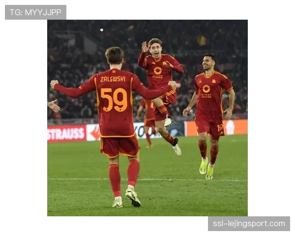 “全民任意球”挑战赛在都灵举行,吸引数千球迷参与